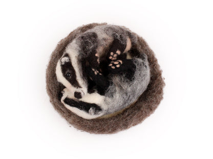 Badger Cubs in Nest Needle Felt Kit - The Makerss