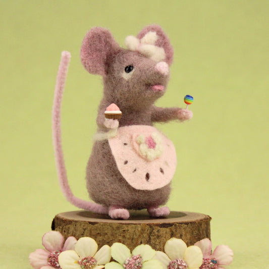 Candy Mouse Small Needle Felt Kit - The Makerss