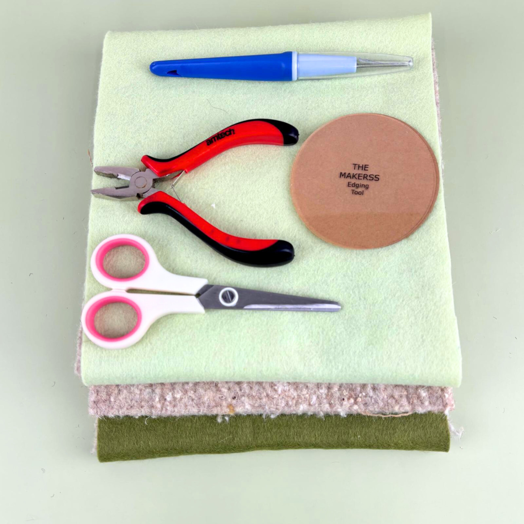 Steffi's Pick Tool Kit - The Makerss